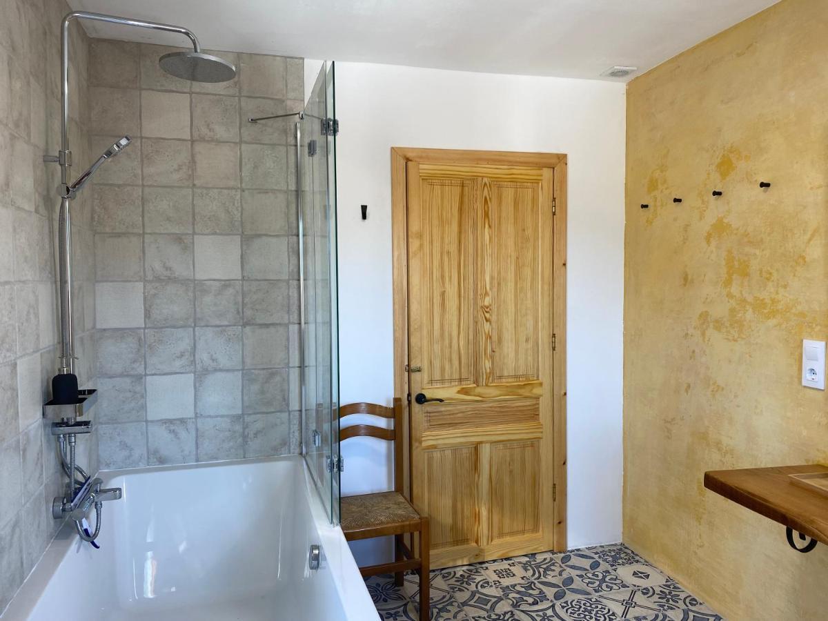Farm House In Ribeira Sacra O Carballo Exterior photo